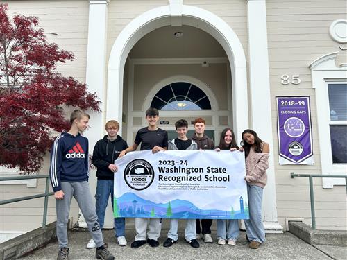 FHMS Students with sign
